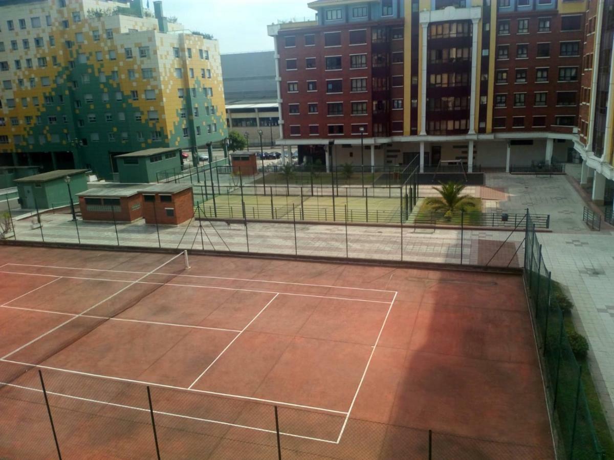 Los Prados - Huca Oviedo - Parking Gratuito エクステリア 写真